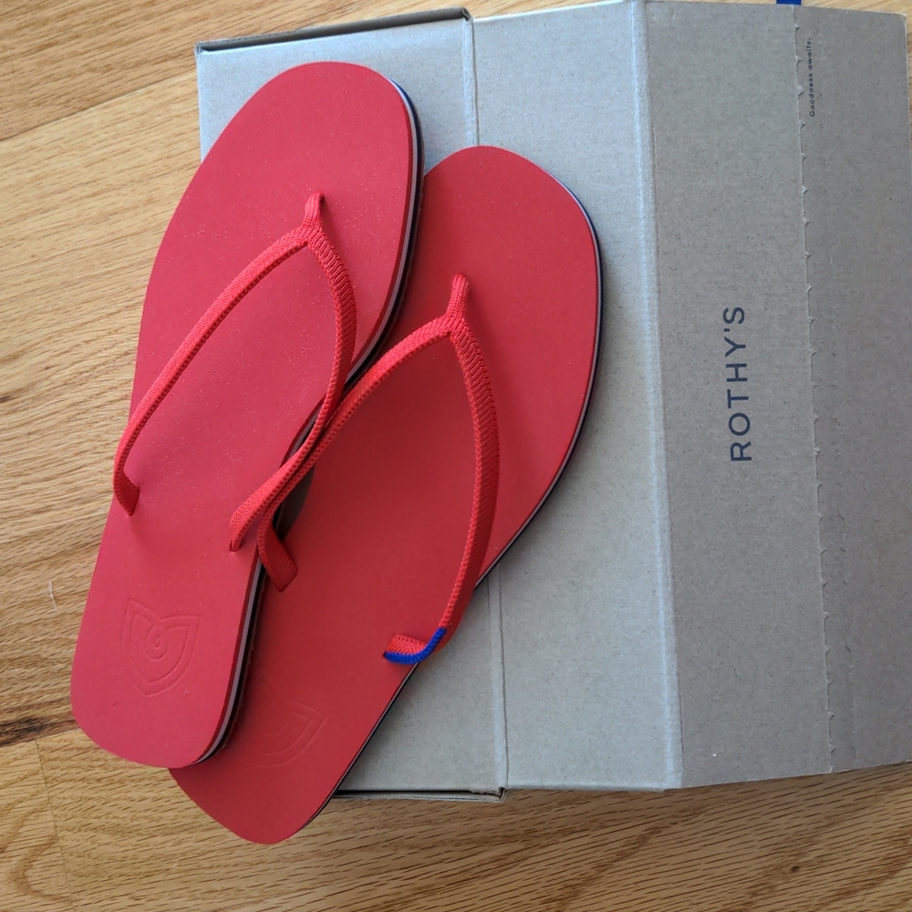 NIB Rothy's Firecracker Sandals size 7 red